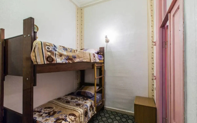 V Tsentre Starogo Goroda Apartments