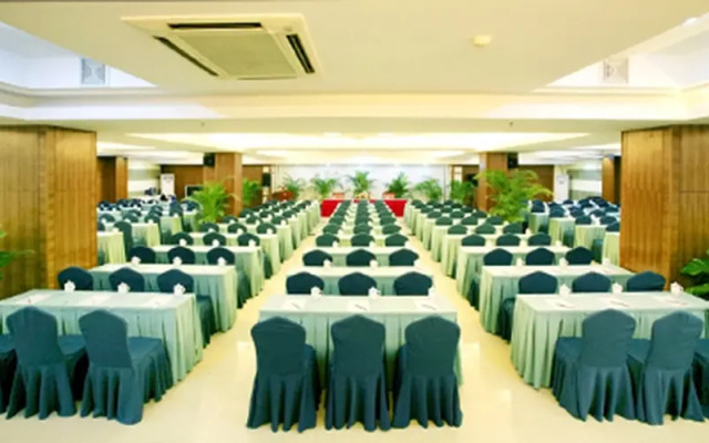 Linda Seaview Hotel