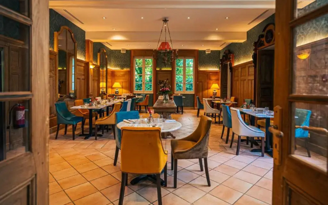 Le Chateau De Candie