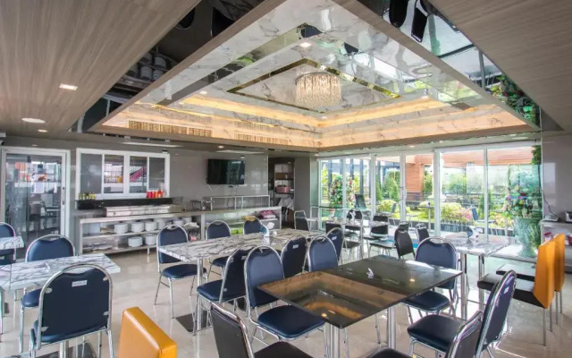 B your home Hotel Donmueang Airport Bangkok Hotel