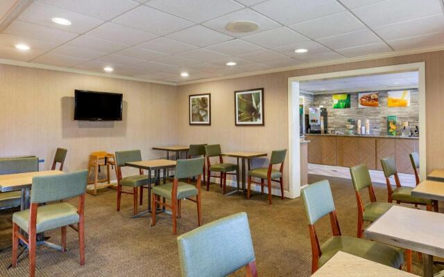 Quality Inn & Suites Raleigh Durham Airport