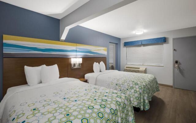 Hometowne Studios Orange, Tx