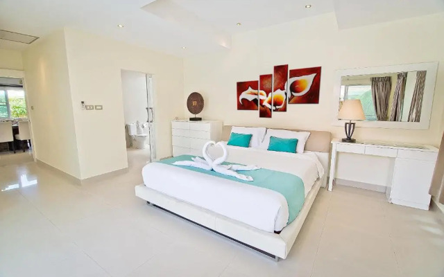Tropicana Pool Villa