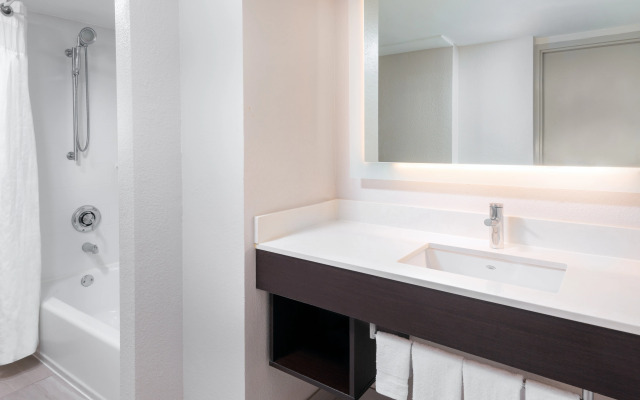 Holiday Inn Express Miami Airport Doral Area by IHG