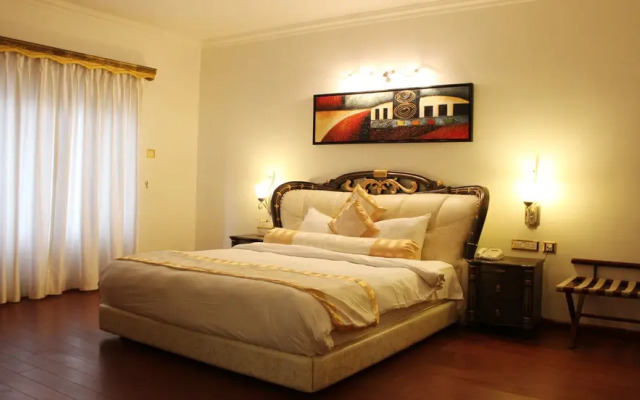 White Pearl Suites