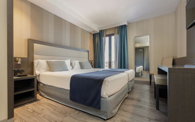 Hotel Reina Cristina