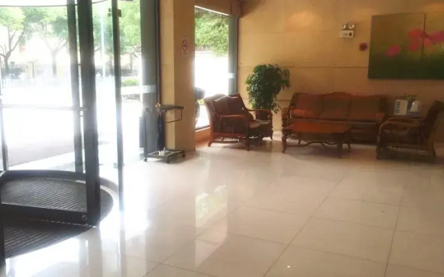 C.straits Beautiful Scene Hotel