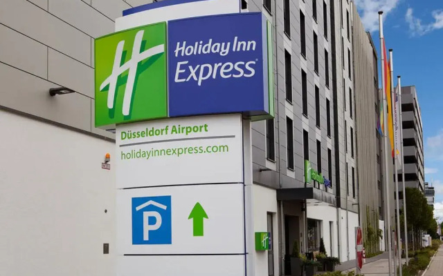 Holiday Inn Express Düsseldorf Airport by IHG