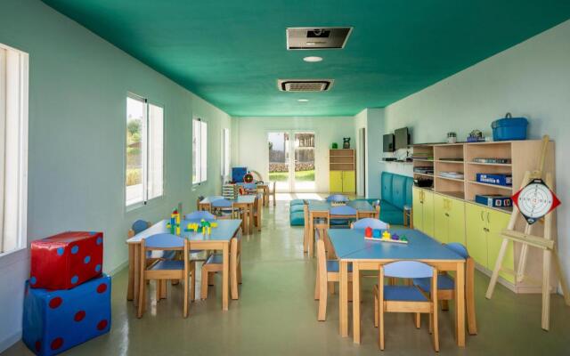 MarSenses Ferrera Blanca Hotel Family