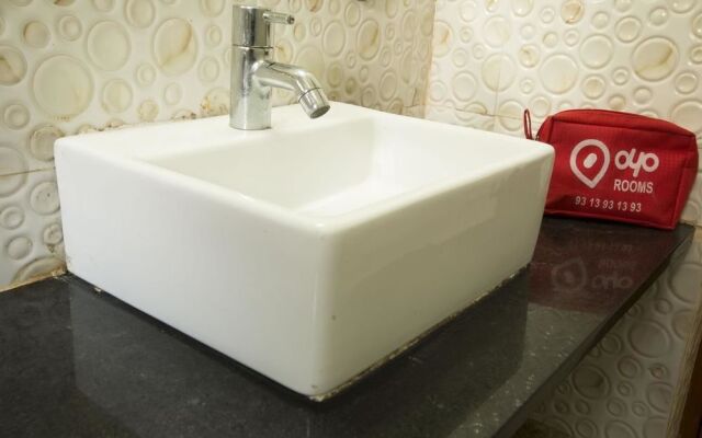 OYO Rooms Calangute Holiday Street 2