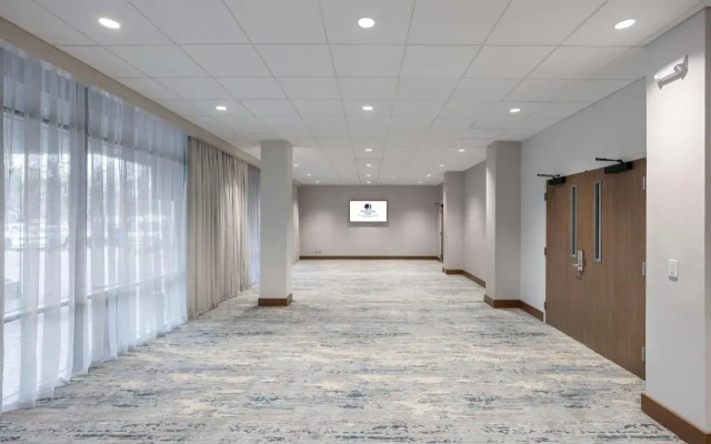 DoubleTree by Hilton Houston Medical Center Hotel & Suites