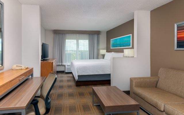 Holiday Inn Miami-Doral Area, an IHG Hotel