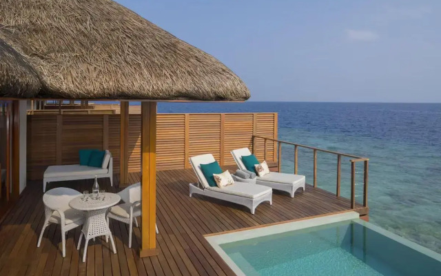 Dusit Thani Maldives Resort