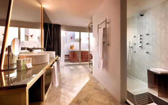 Ushuaïa Ibiza Beach Hotel - Adults Only