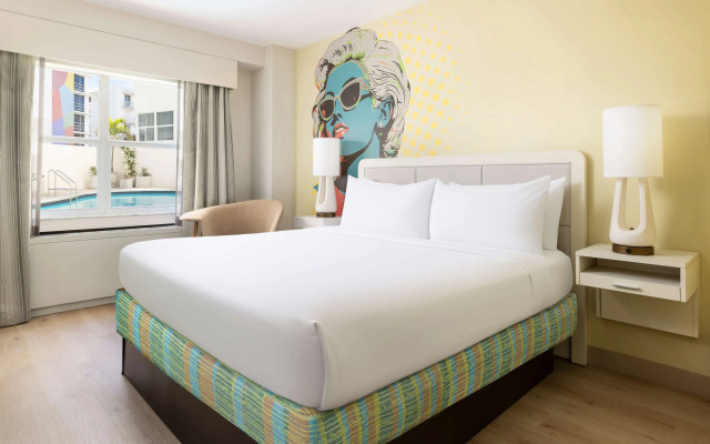 Hotel Continental Miami Beach, Tapestry Collection by Hilton