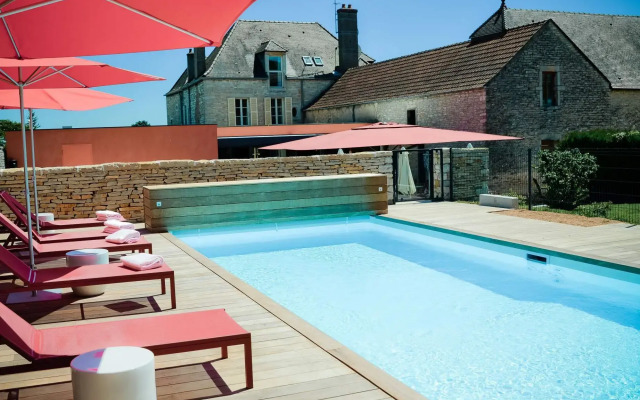 Castel de Tres Girard