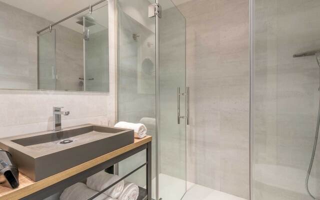 Kyrat Amarac Suites