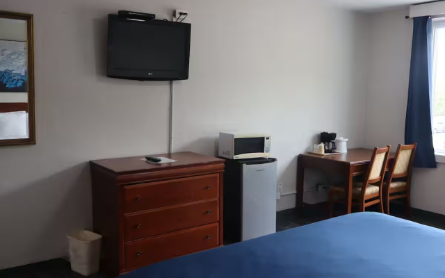 Town Centre Inn - Parry Sound Hotel