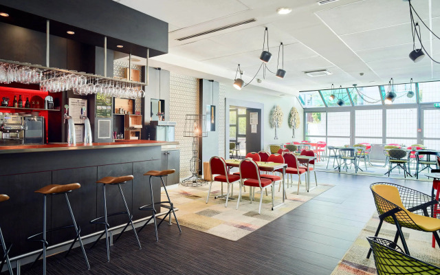 B&B HOTEL Saint-Quentin-en-Yvelines Centre Gare