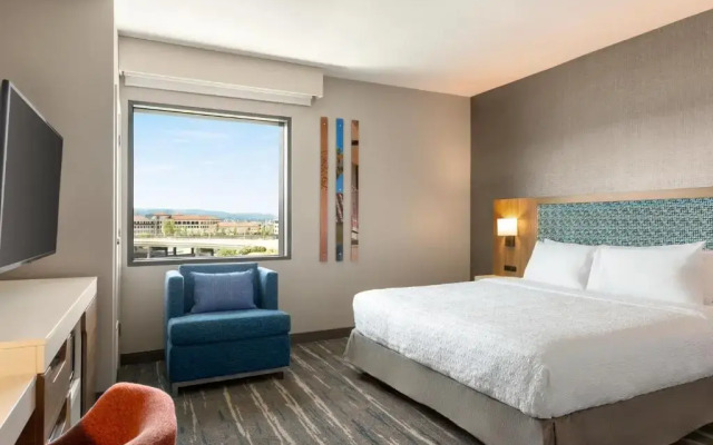 Hampton Inn & Suites San Mateo-San Francisco Airport