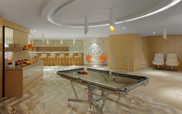 Staycae Paramount Sheikh Zayed