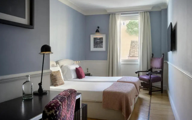 The Fifteen Keys Hotel