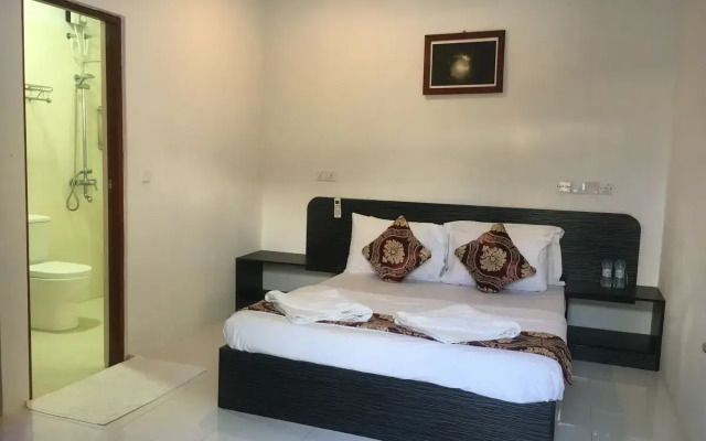 Santa Rosa Maldives Hotel