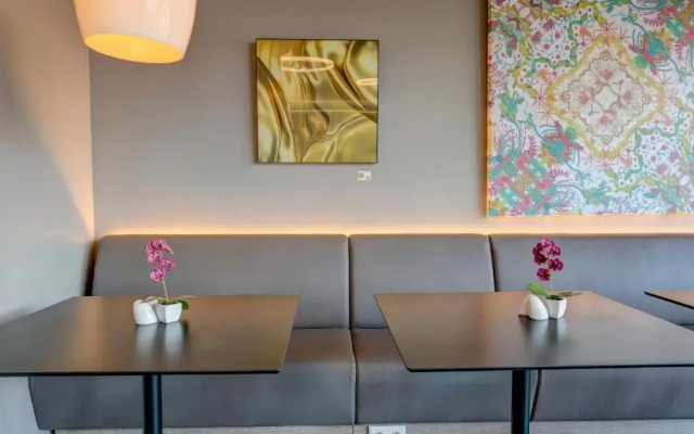 Hey Lou Hotel Monheim am Rhein	