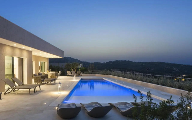 Li Finistreddi Exclusive Country Retreat