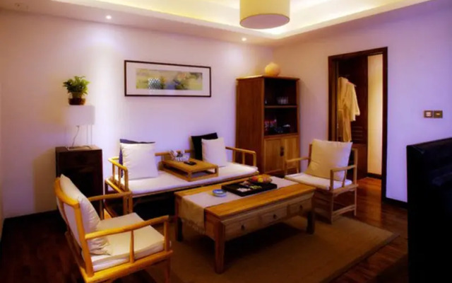 Zhengzhou Qianna Hotel
