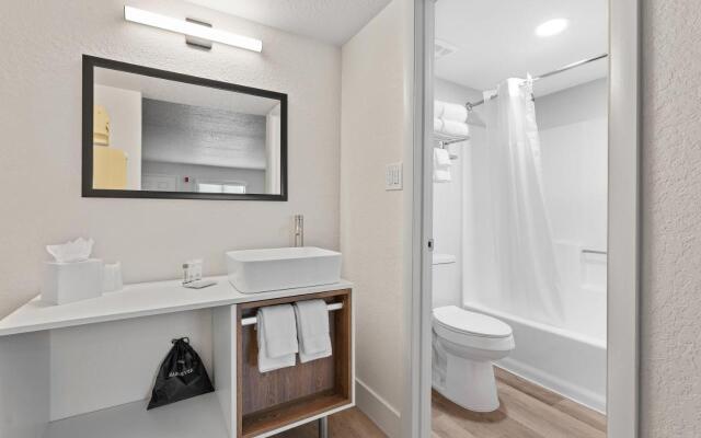 Developer Inn Highway, A Howard Johnson by Wyndham