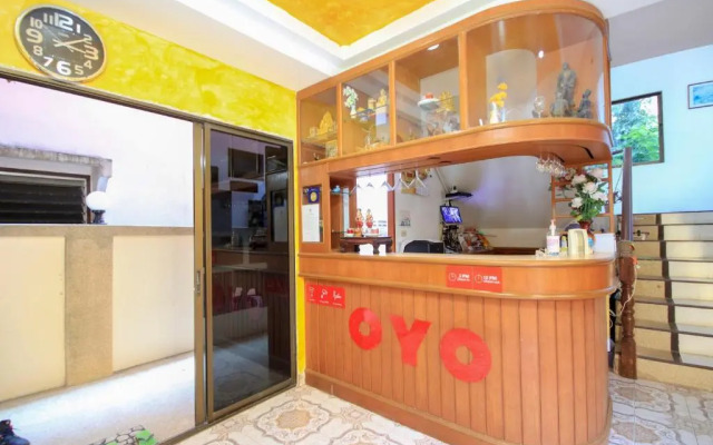 Ban Elephant Blanc Apartment
