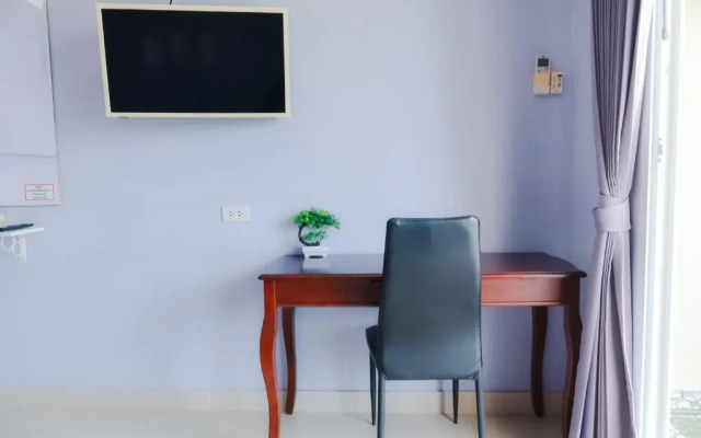 Patumnak Beach Guesthouse