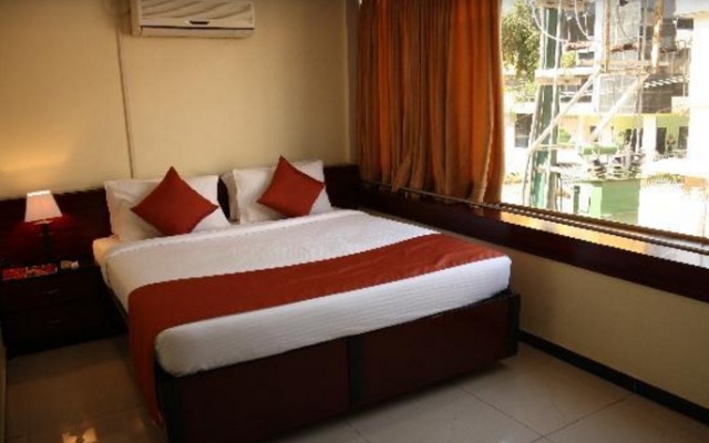 Woods Inn