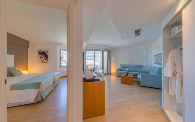 Playa Esperanza Resort