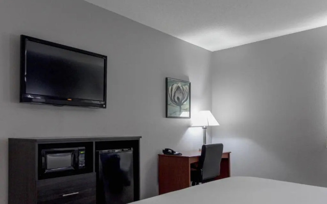 New Victorian Inn & Suites in Sioux City, IA