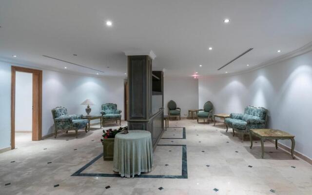 The Palace Marbella - Lavish Beachfront Villa