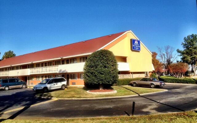 Americas Best Value Inn & Suites Little Rock at Scott Hamilton Dr