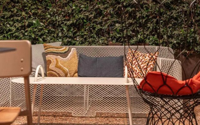 Отель Mercure Bologna Centro