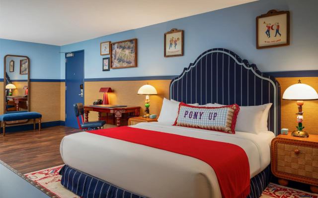 Graduate by Hilton Dallas