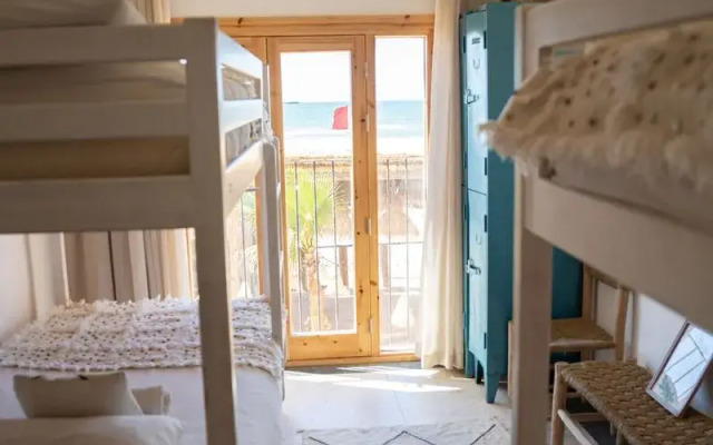 Blue Waves Surf House