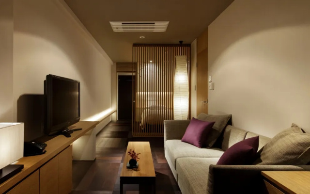 Modern Japanese-Style with Semi-Open-Air Hot Spring Bath Twin room (트윈 침대 2개) 사진 1