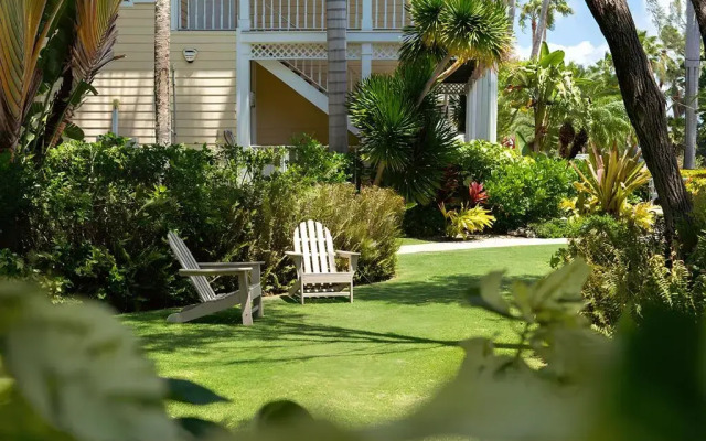 Sunshine Suites Resort