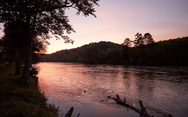 Asheville River Cabins