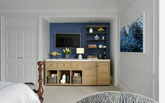 Rosewood Bermuda
