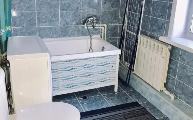 Guest house on Vesennya 32b