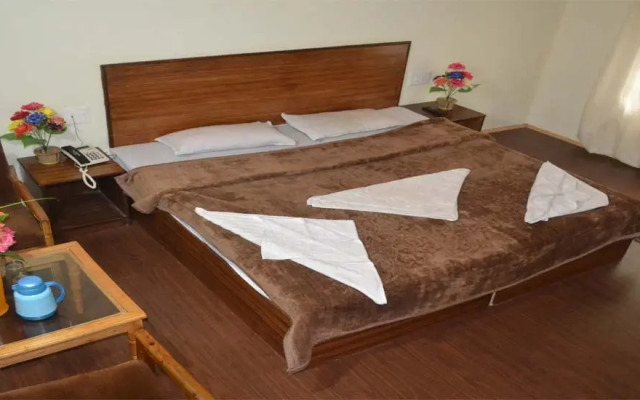 Janghu Hotel and Restaurant