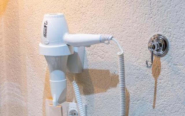 Q Suites In Old City -Best Group Hotels