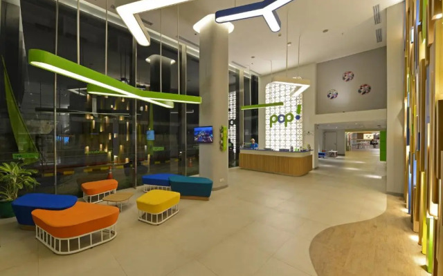 POP! Hotel Solo