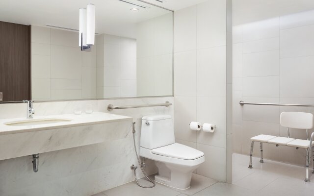 Le Meridien Suvarnabhumi, Bangkok Golf Resort & Spa